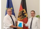 Besuch Dr. Romann, links Bundespolizeipräsident Dr. Romann, recht Präsident Ströhlein
